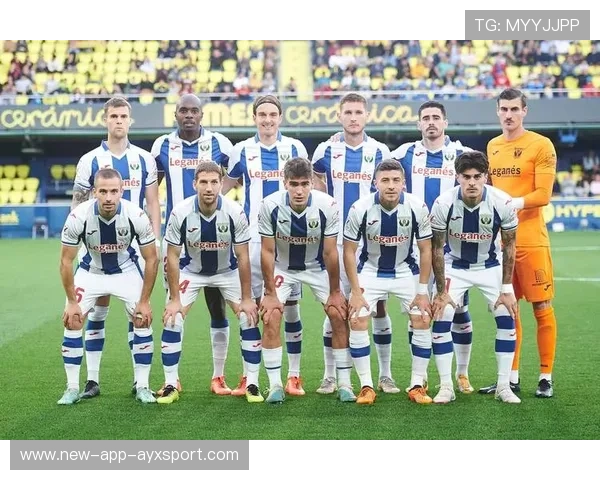 奥萨苏纳如何遏制皇家社会反击——战术解析与应对策略 奥萨苏纳如何遏制皇家社会反击——战术解析与应对策略