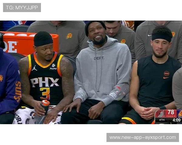 布克突破造杀伤,太阳比赛残局掌握 布克突破造杀伤,太阳比赛残局掌握