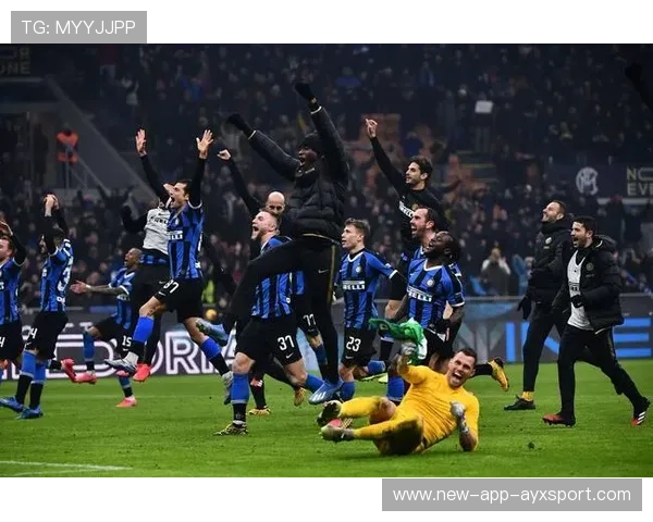 AC米兰的传中连线与补射组合完成绝佳逆转