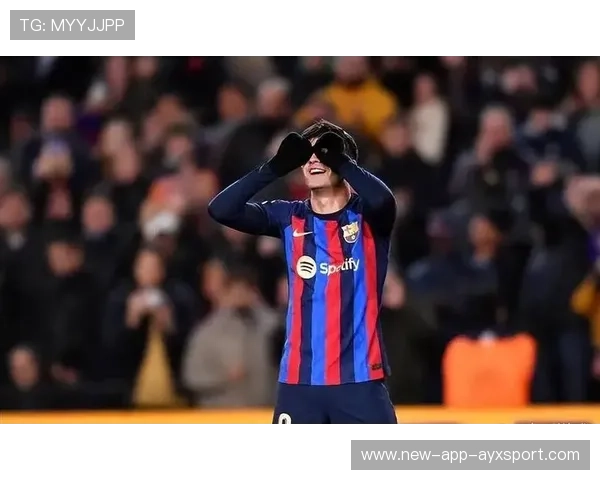 佩德里中场抢断后一脚斜塞直入