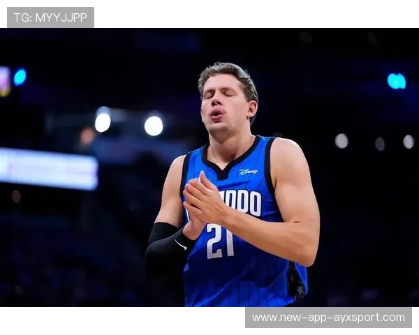 瓦格纳步伐细腻，内线对抗动作成熟